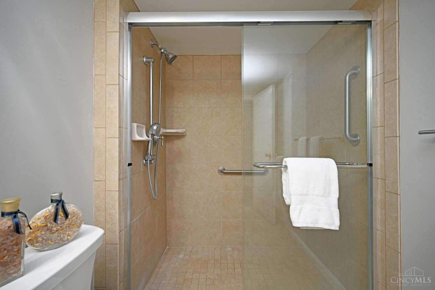 2444 Madison Road #202A, Cincinnati, OH, 45208 — photo 24