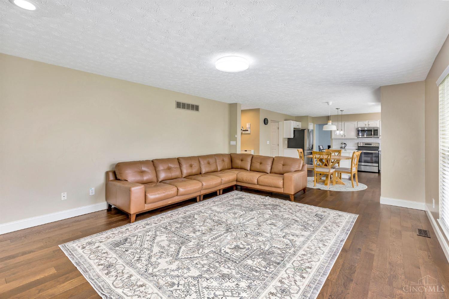 5041 Lexington Court, Mason, OH, 45040 — photo 14