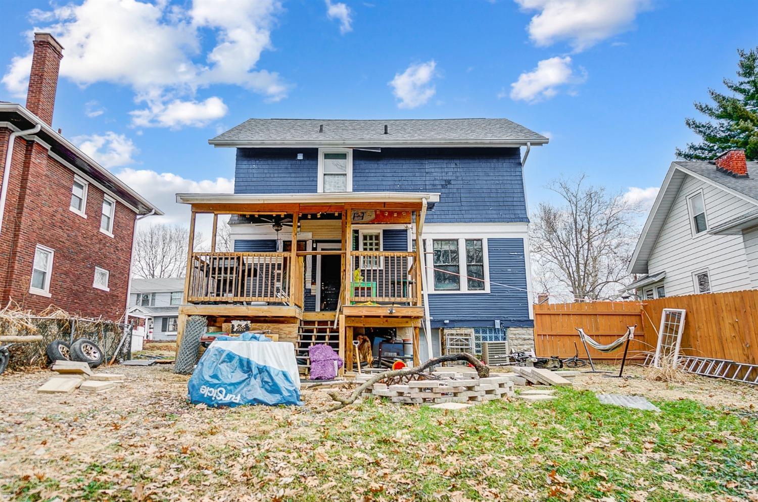 2945 Mignon Avenue, Cincinnati, OH, 45211 — photo 2