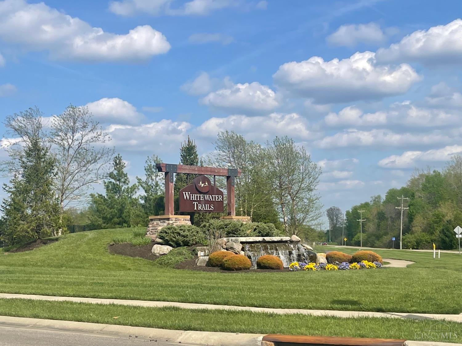9009 Caprock Court, Harrison, OH, 45030 — photo 4