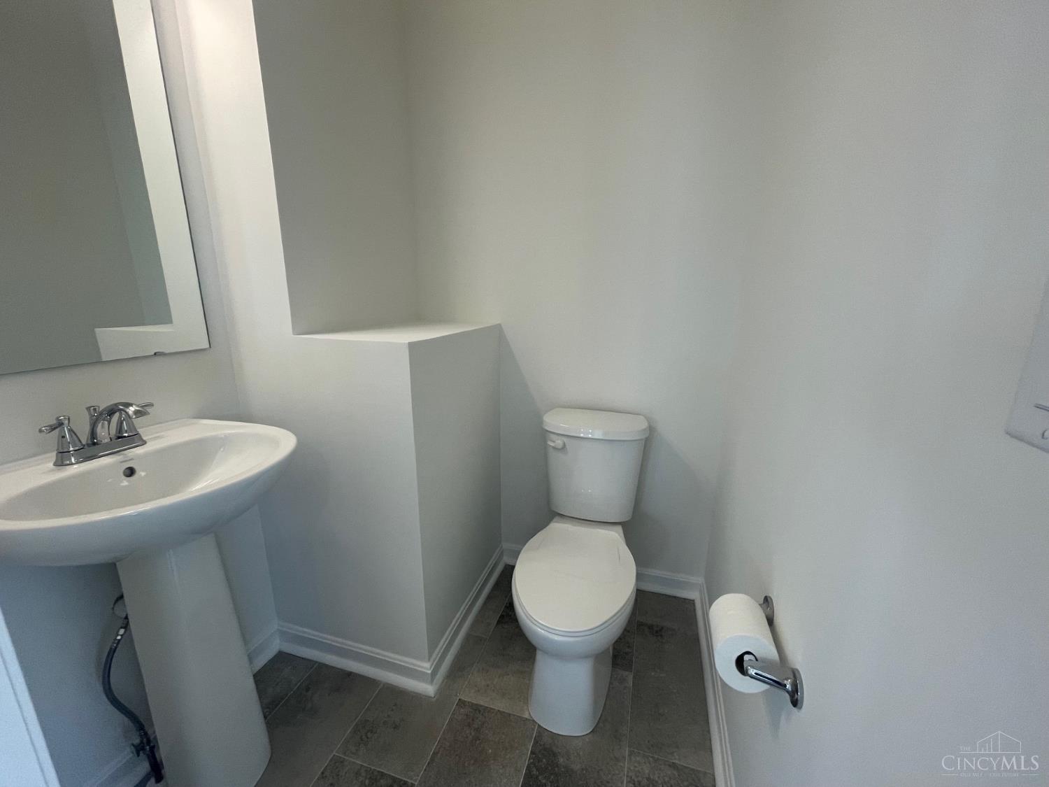 9009 Caprock Court, Harrison, OH, 45030 — photo 14