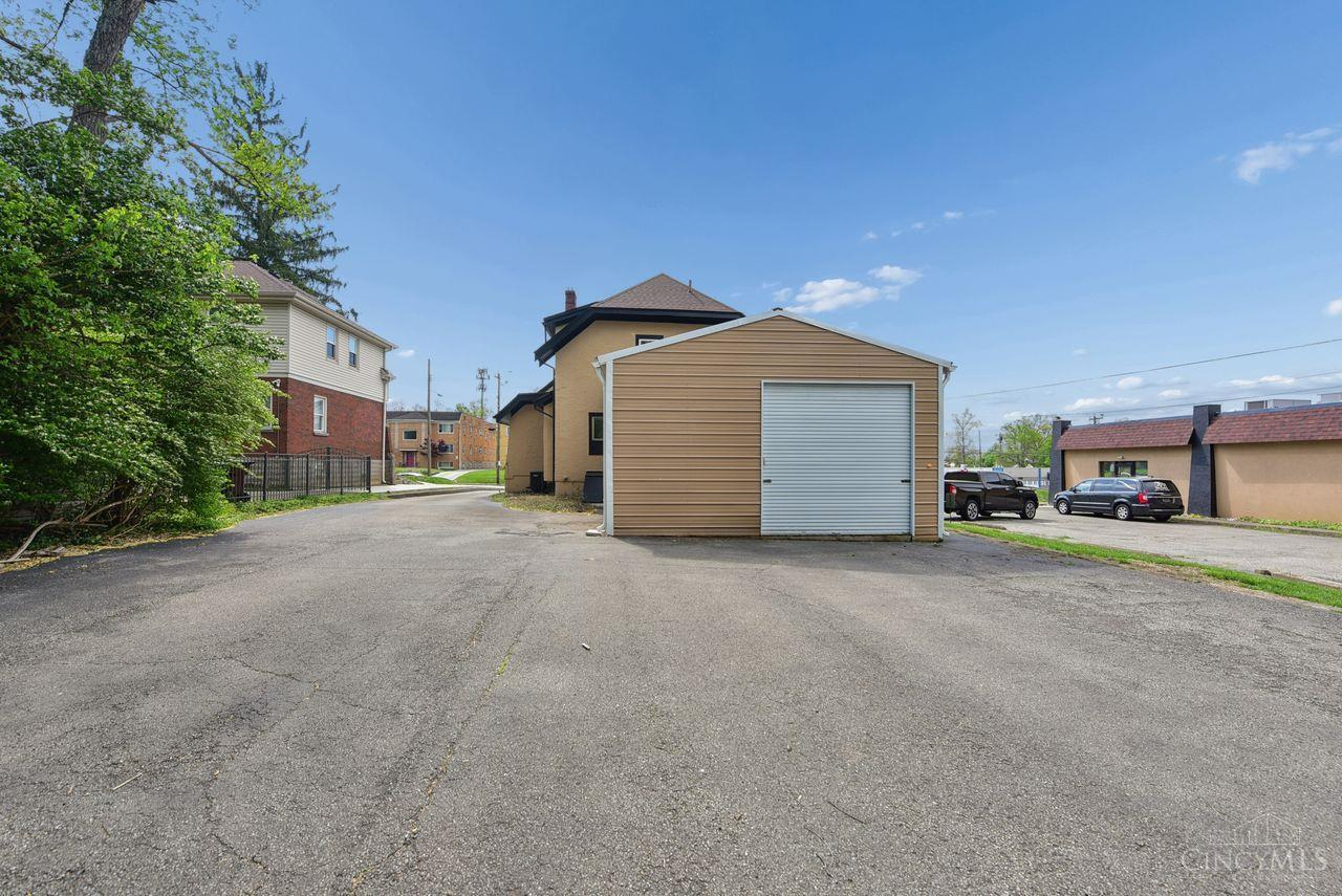6839 Montgomery Road, Silverton, OH, 45236 — photo 44