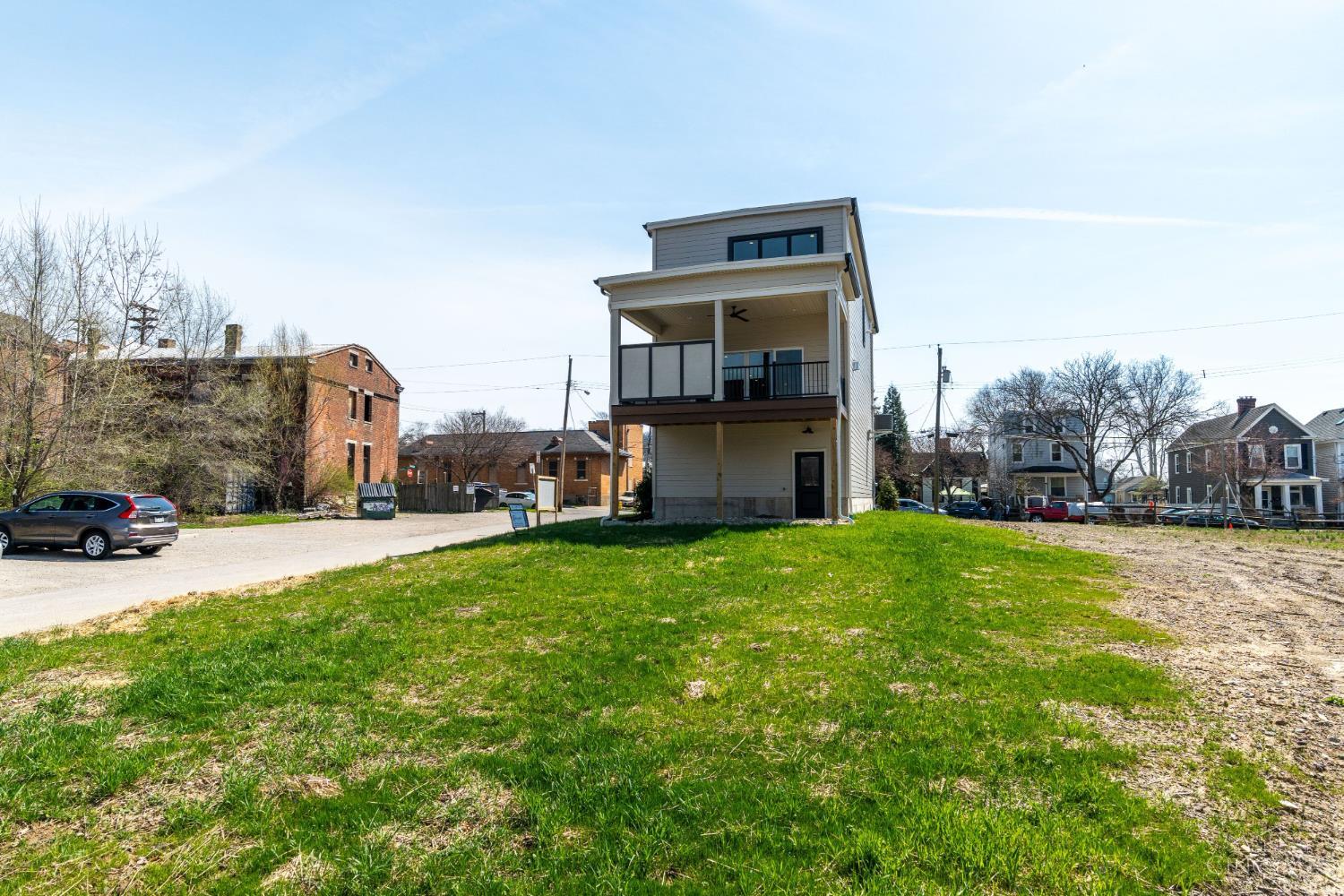 271 Strader Avenue, Cincinnati, OH, 45226 — photo 40