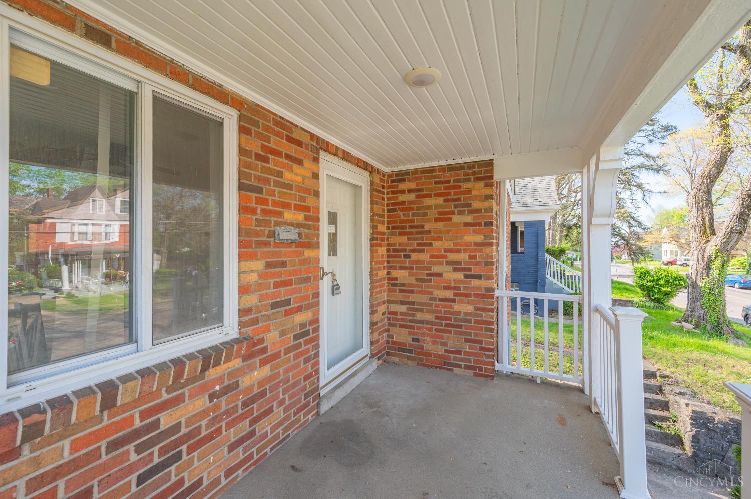 5866 Kennedy Avenue, Cincinnati, OH, 45213 — photo 3