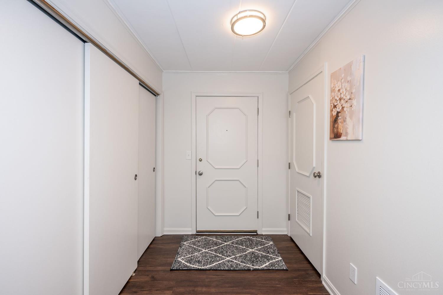 880 Rue De La Paix #A9, Cincinnati, OH, 45220 — photo 7