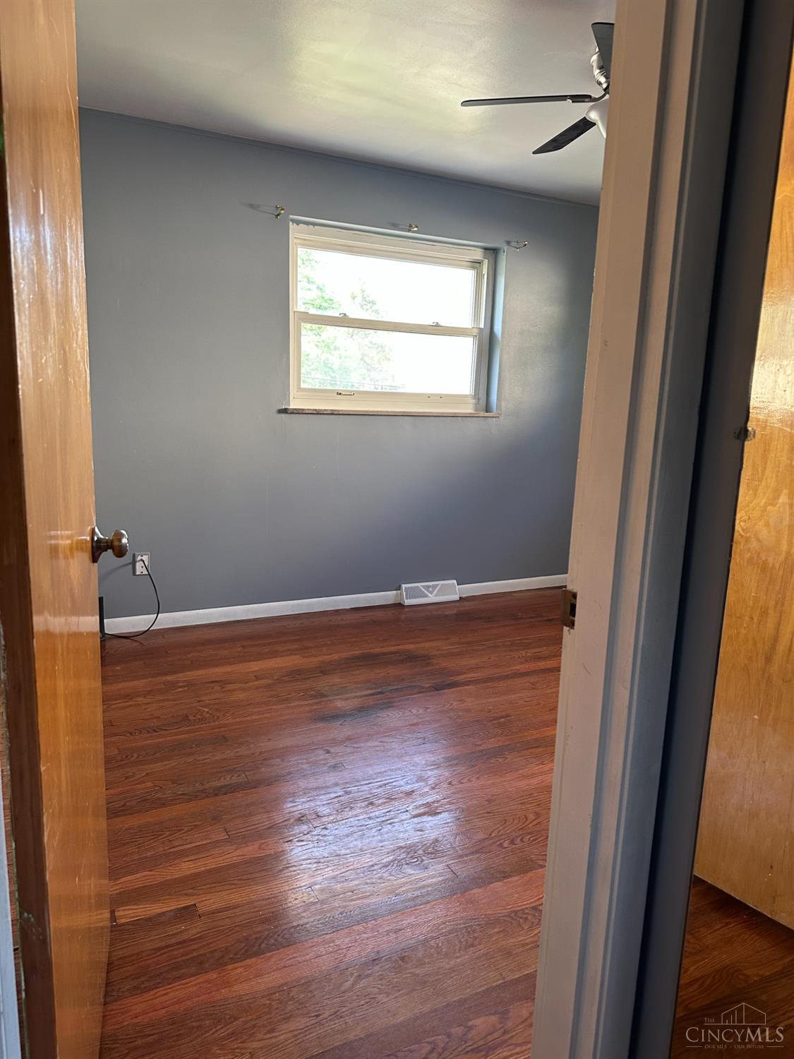 1045 Pelican Drive, Springfield Twp., OH, 45231 — photo 8