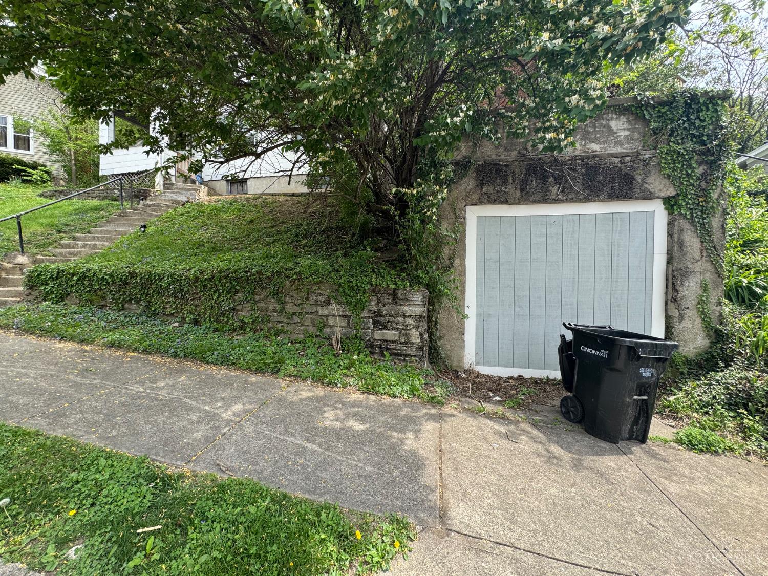 727 Riddle Road, Cincinnati, OH, 45220 — photo 7