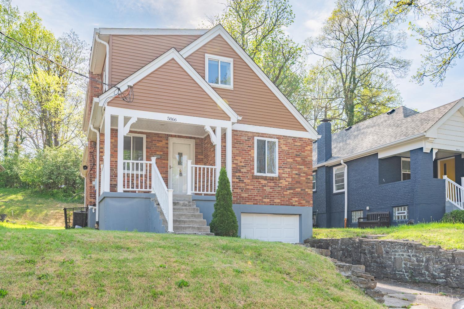 5866 Kennedy Avenue, Cincinnati, OH, 45213