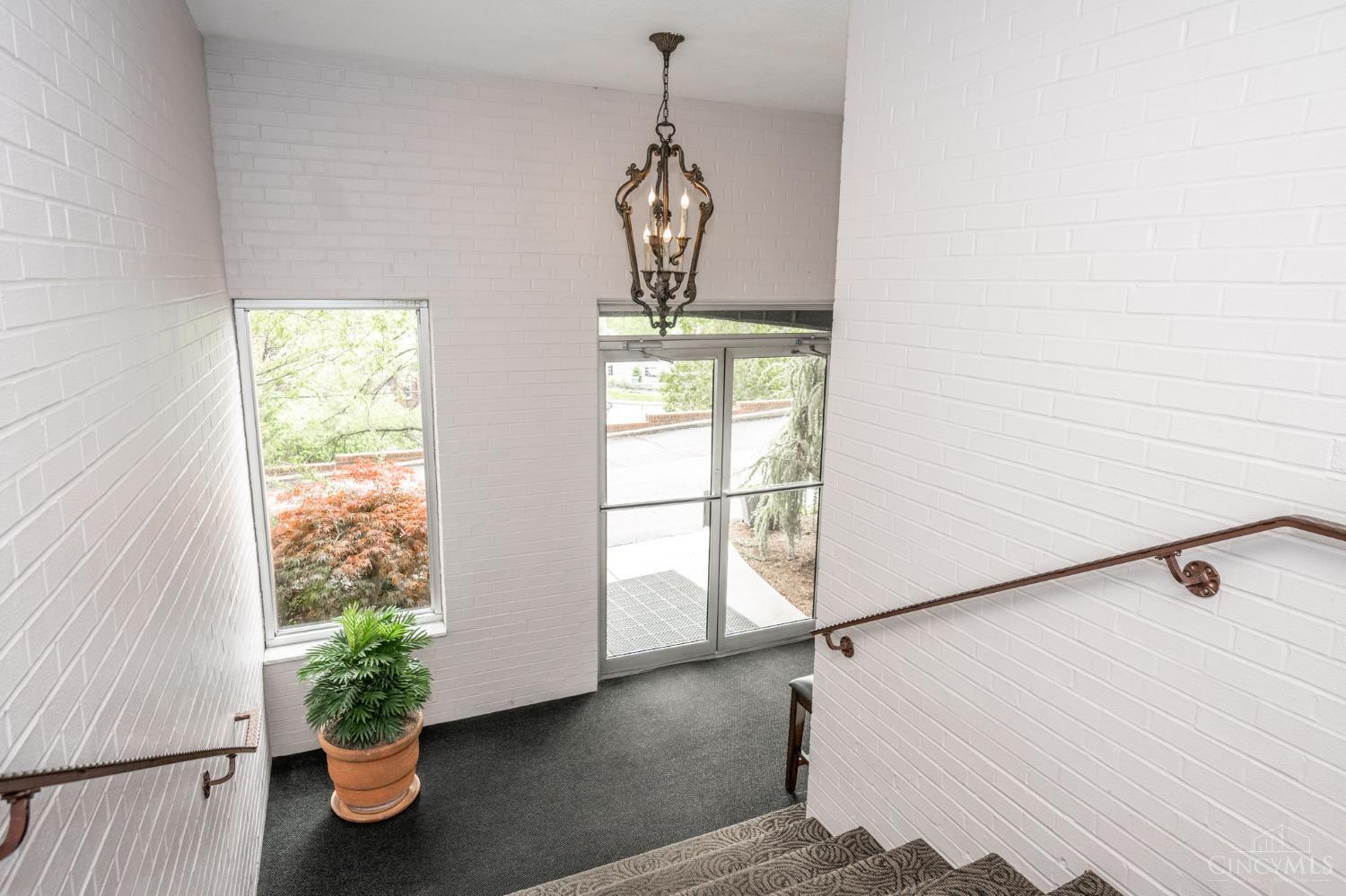 880 Rue De La Paix #A9, Cincinnati, OH, 45220 — photo 20