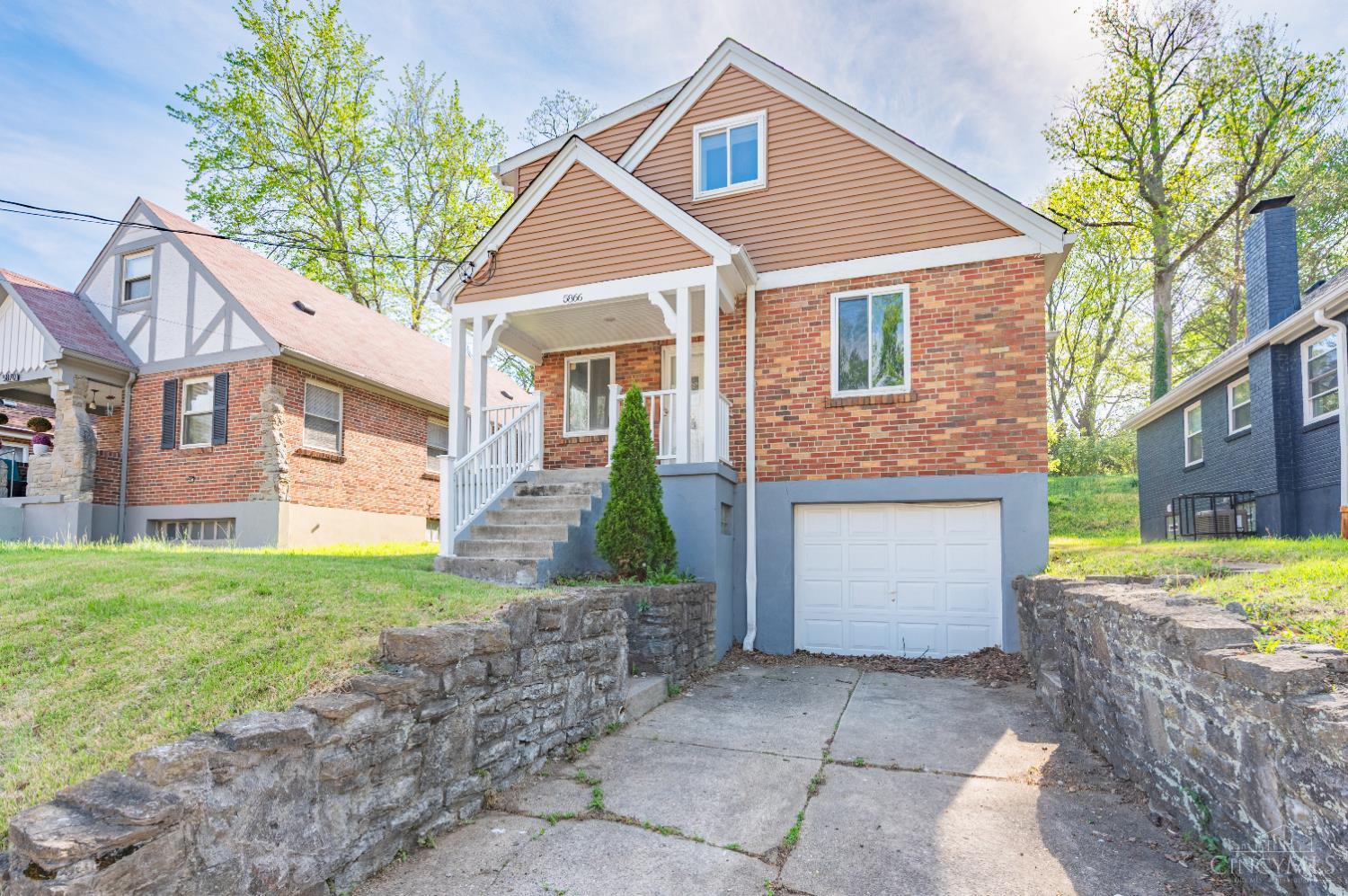 5866 Kennedy Avenue, Cincinnati, OH, 45213 — photo 2