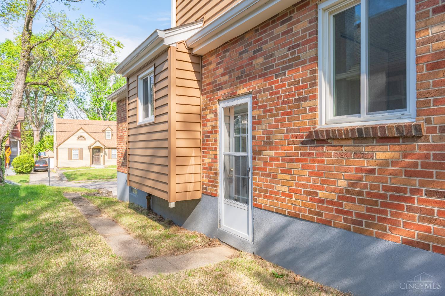 5866 Kennedy Avenue, Cincinnati, OH, 45213 — photo 35