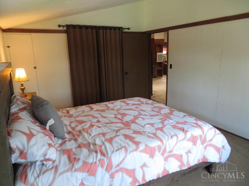 6946 Mountain View Drive, Hillsboro, OH, 45133 — photo 14