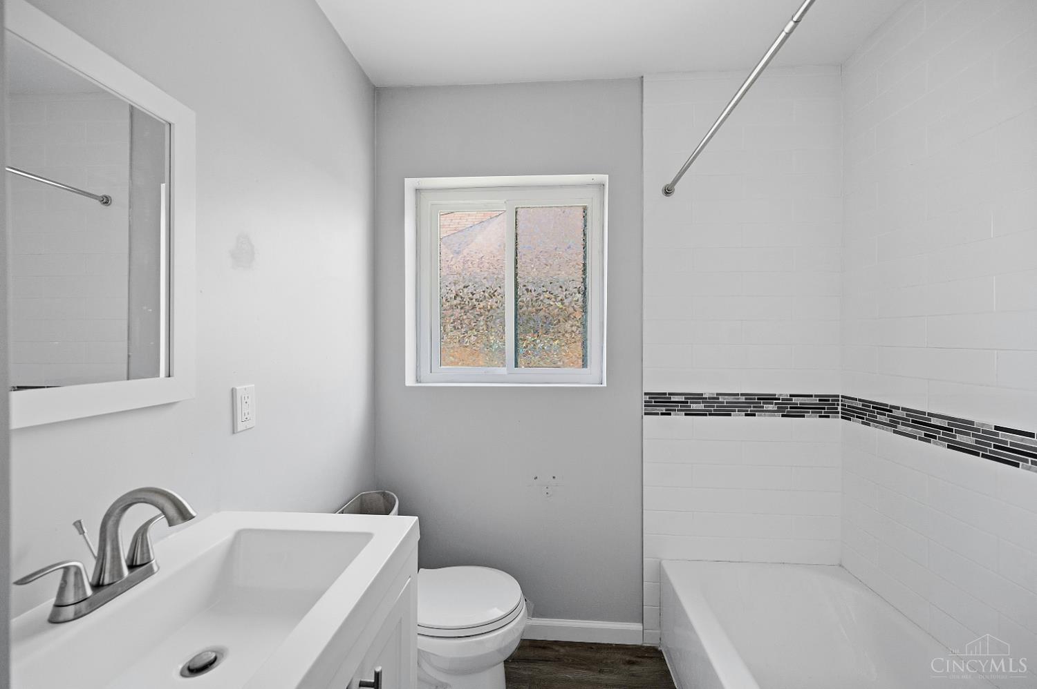 5866 Kennedy Avenue, Cincinnati, OH, 45213 — photo 11