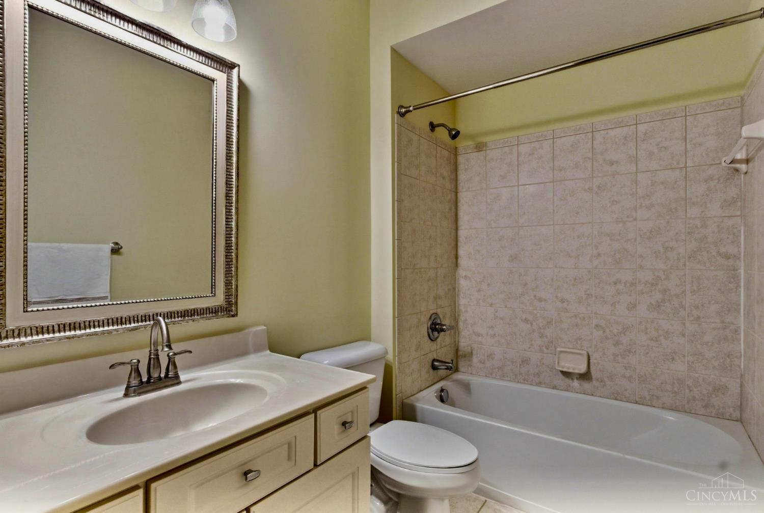 8077 Laurel Lake Court, Liberty Twp, OH, 45044 — photo 57