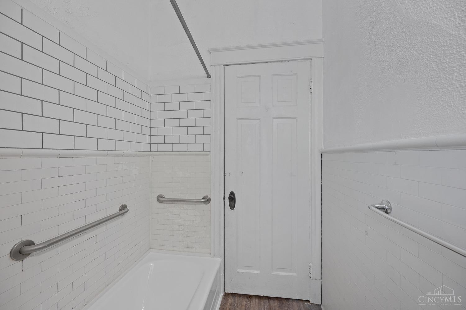816 Windham Avenue, Cincinnati, OH, 45229 — photo 24