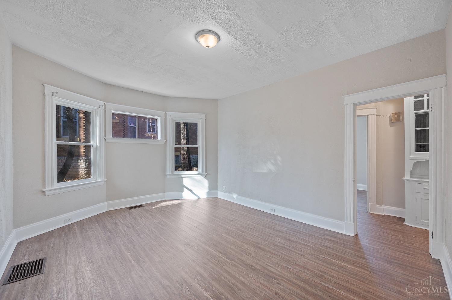 816 Windham Avenue, Cincinnati, OH, 45229 — photo 9
