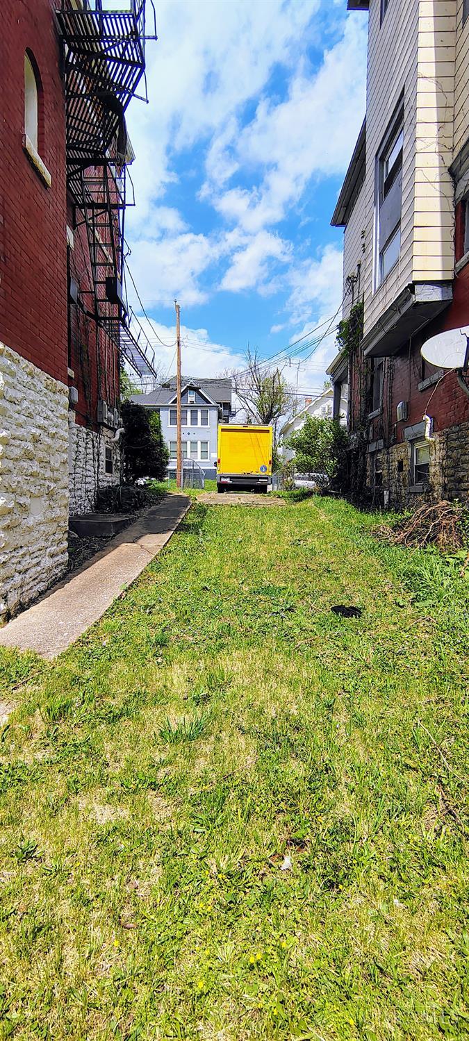 837 Hutchins Avenue, Cincinnati, OH, 45229 — photo 4