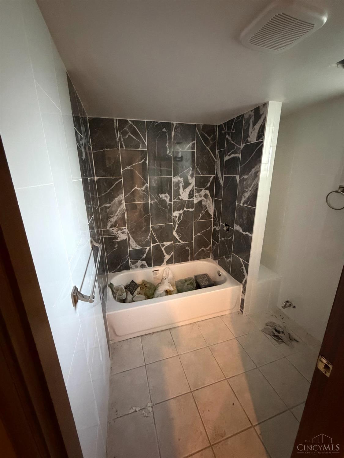 837 Hutchins Avenue, Cincinnati, OH, 45229 — photo 39