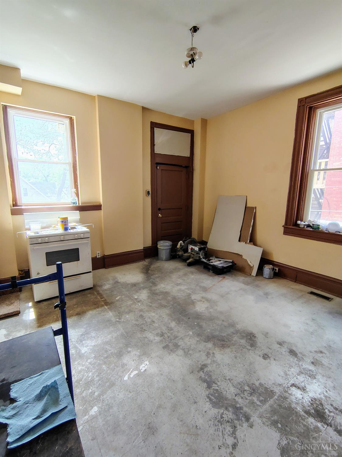 837 Hutchins Avenue, Cincinnati, OH, 45229 — photo 33