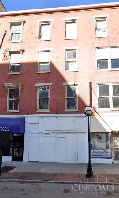 927 Main Street, Cincinnati, OH, 45202