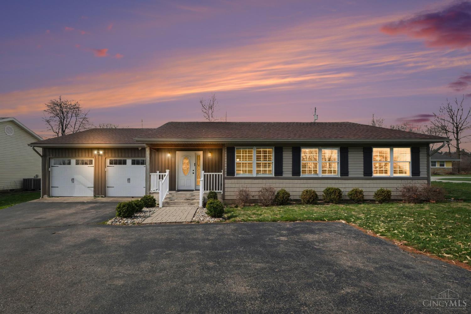 Listing Photo #1