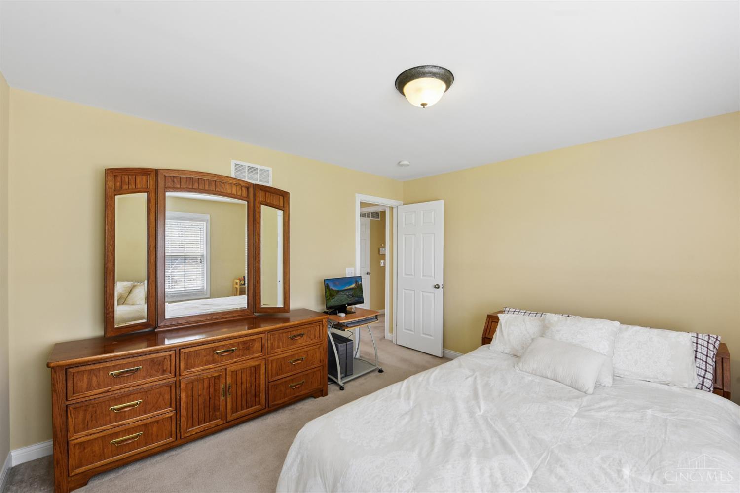 325 Eastbury Drive, Loveland, OH, 45140 — photo 31
