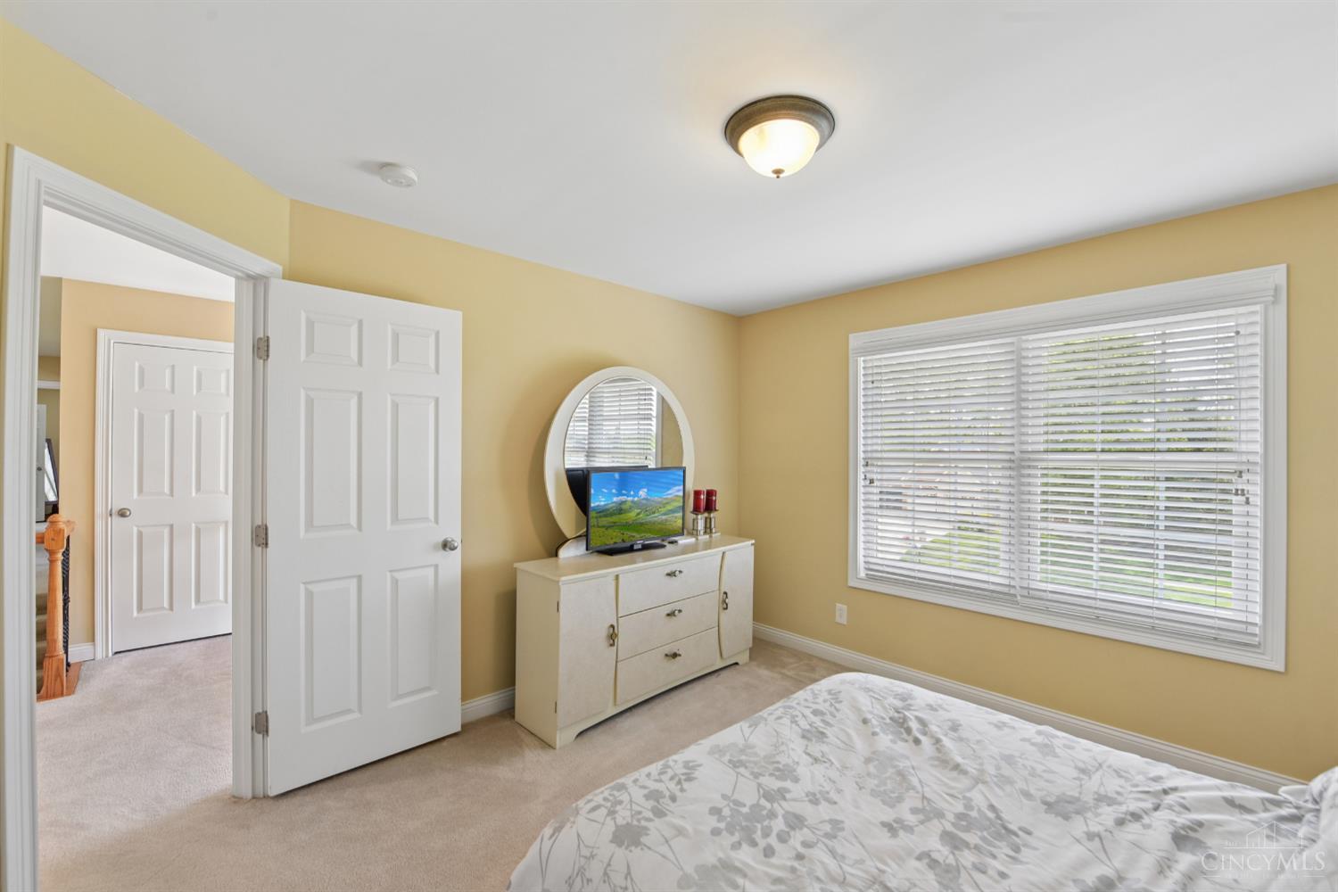 325 Eastbury Drive, Loveland, OH, 45140 — photo 32