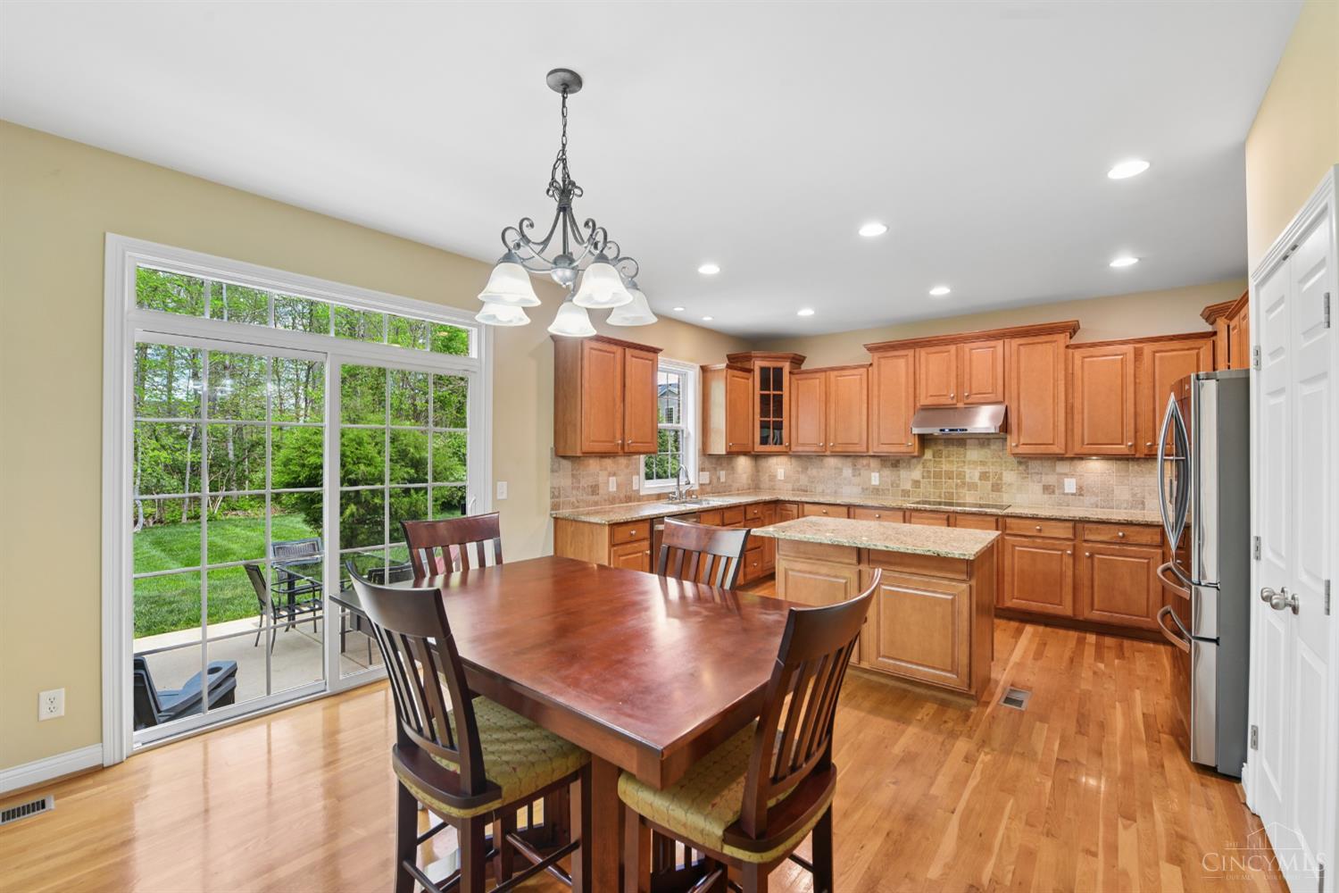 325 Eastbury Drive, Loveland, OH, 45140 — photo 13