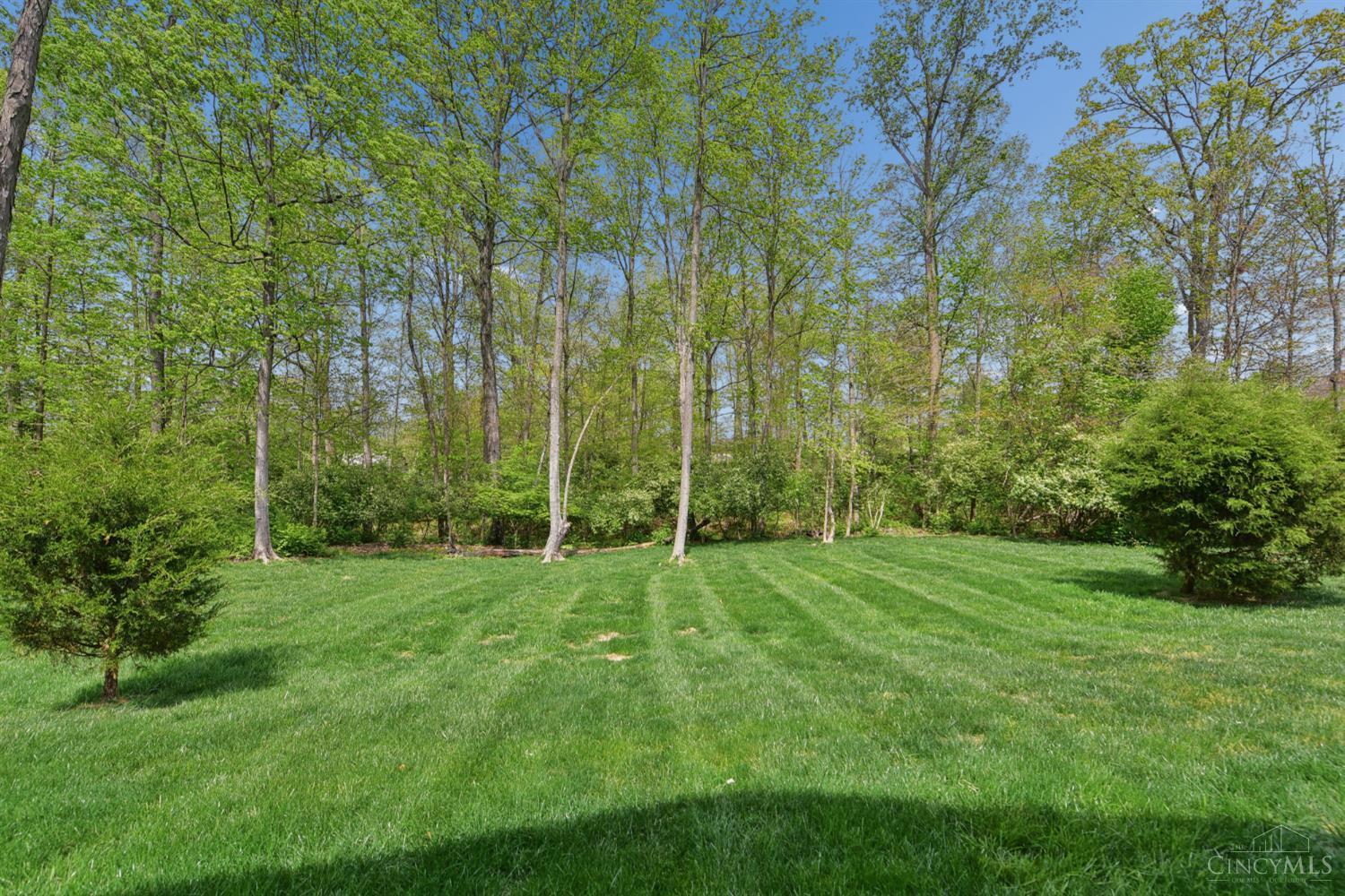 325 Eastbury Drive, Loveland, OH, 45140 — photo 44