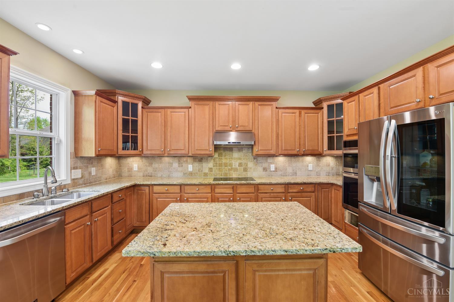 325 Eastbury Drive, Loveland, OH, 45140 — photo 11