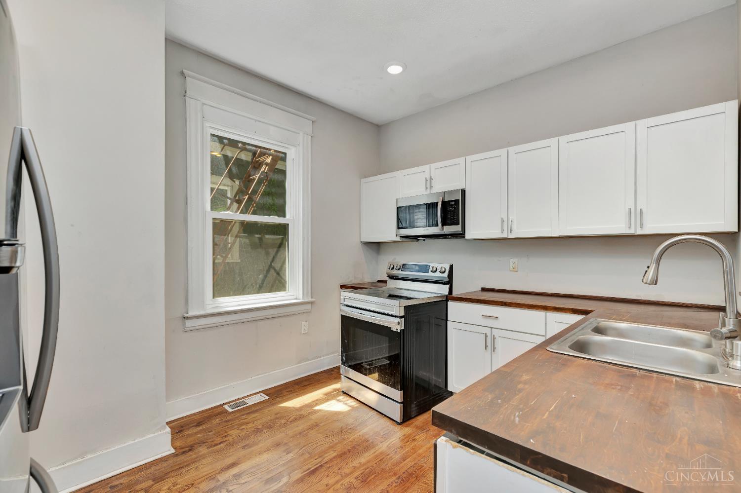 3673 Vine Street, Cincinnati, OH, 45220 — photo 10