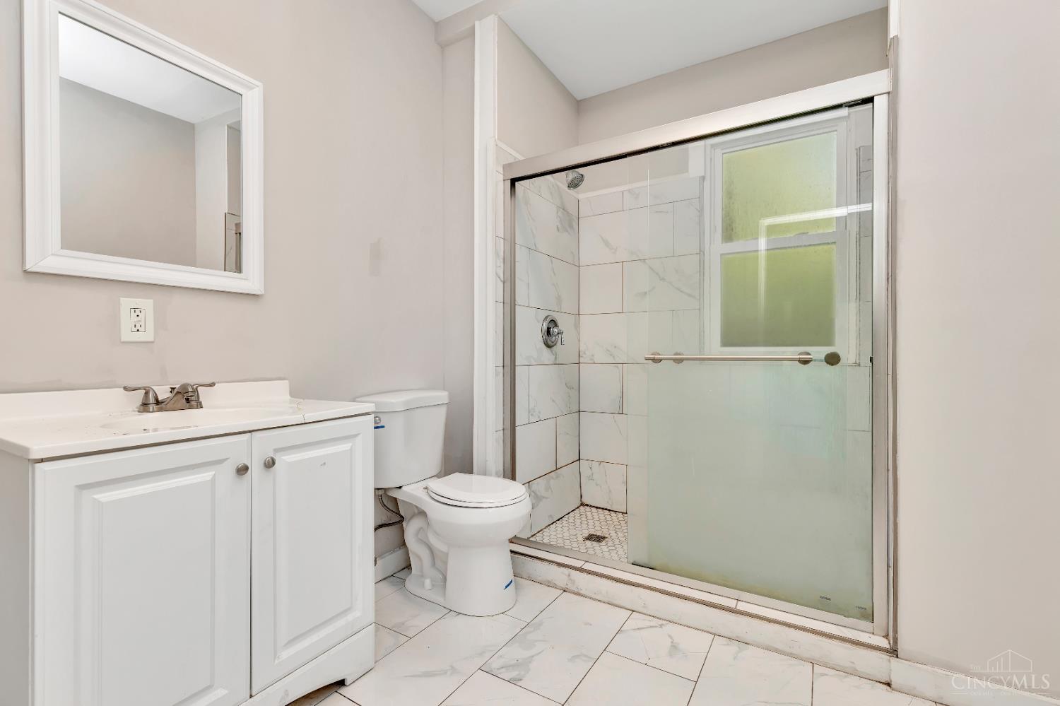 3673 Vine Street, Cincinnati, OH, 45220 — photo 17