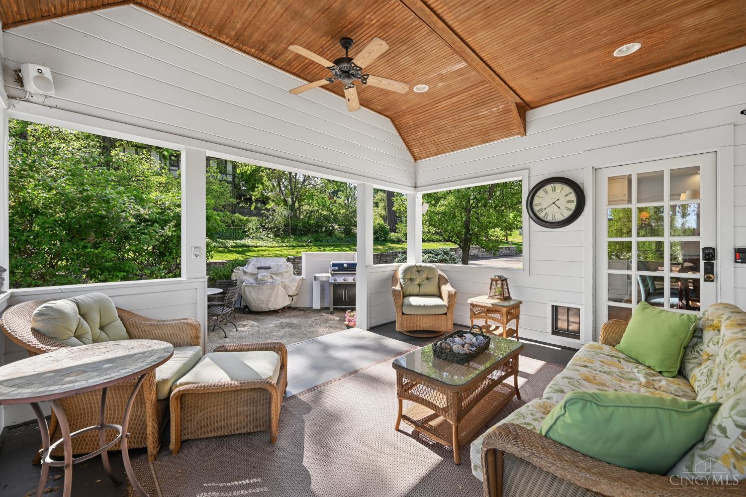 835 Ivy Avenue, Glendale, OH, 45246 — photo 37