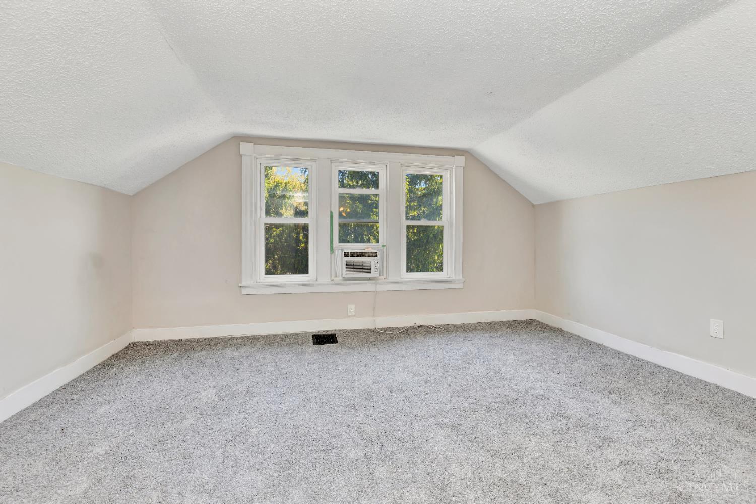 3673 Vine Street, Cincinnati, OH, 45220 — photo 20