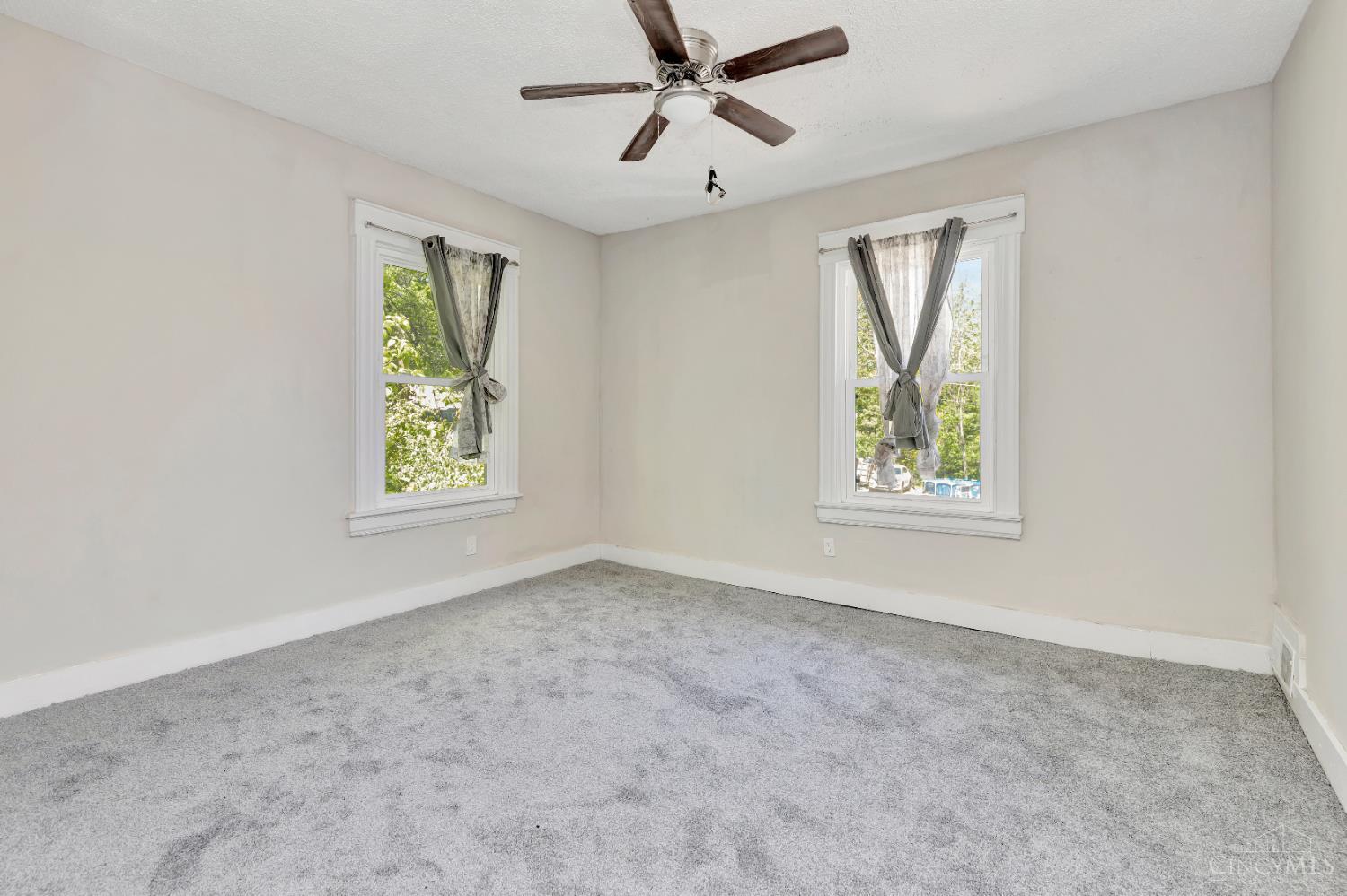 3673 Vine Street, Cincinnati, OH, 45220 — photo 18