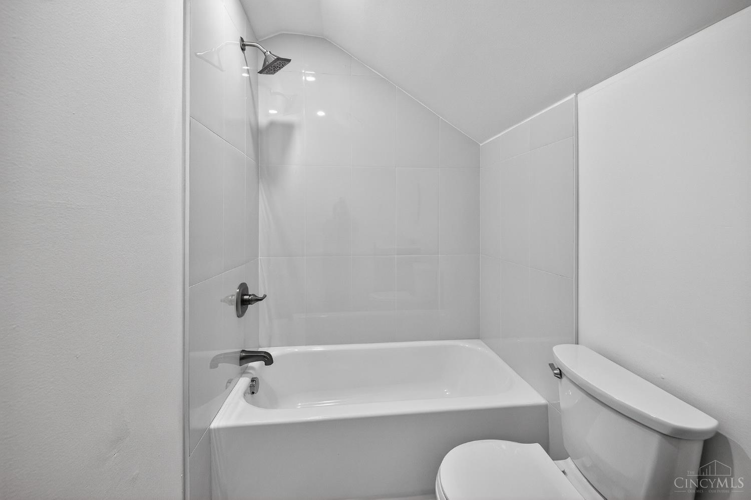 834 Rockdale Avenue, Cincinnati, OH, 45229 — photo 32