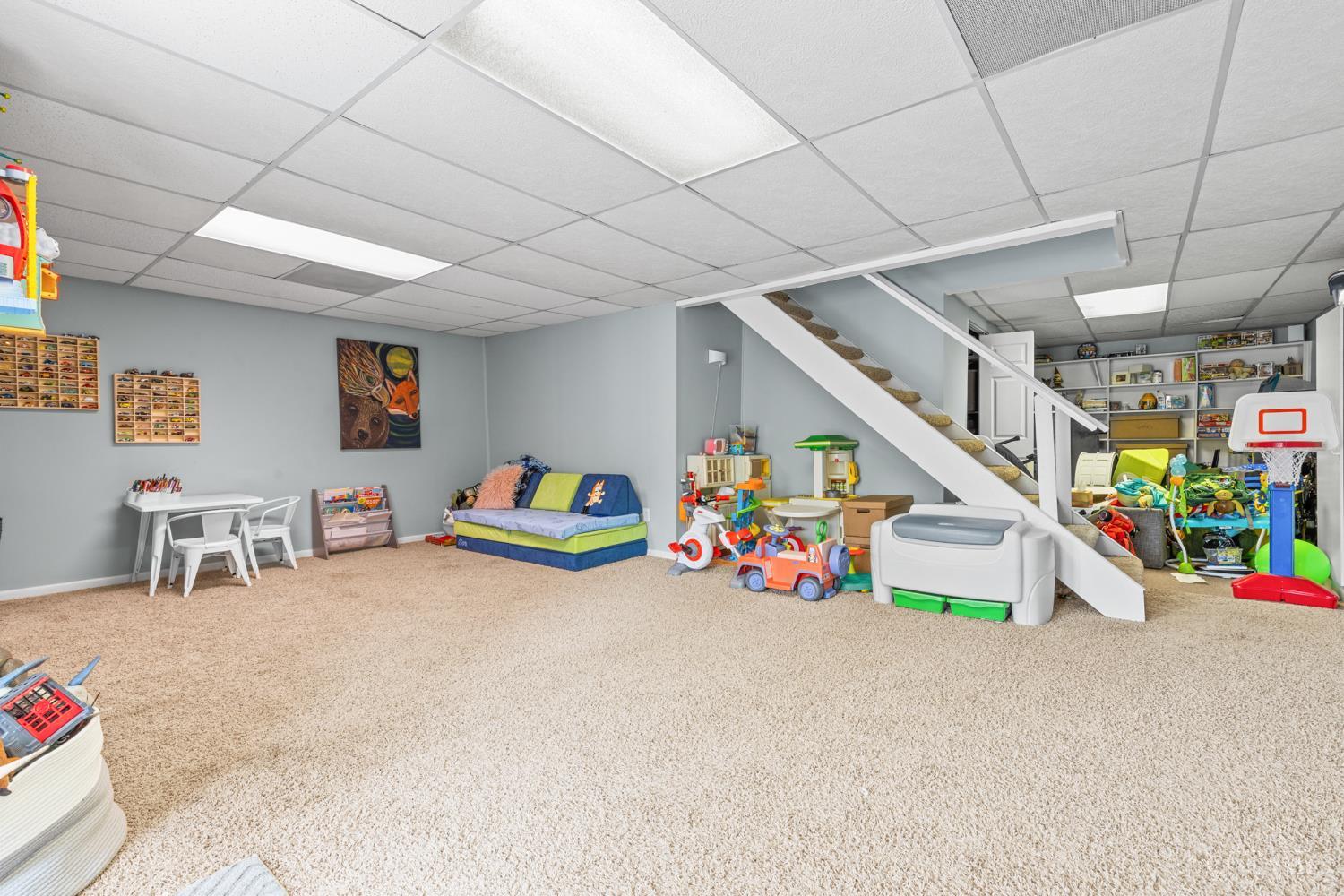 2042 Stratford Court, Loveland, OH, 45140 — photo 32