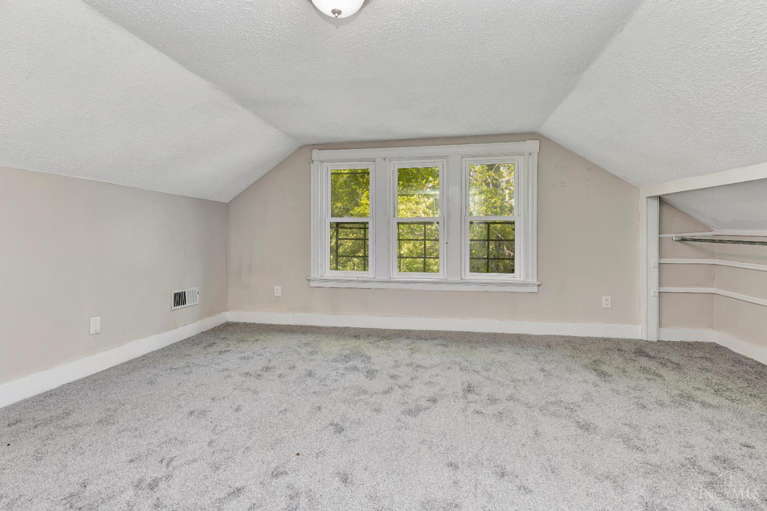 3673 Vine Street, Cincinnati, OH, 45220 — photo 21