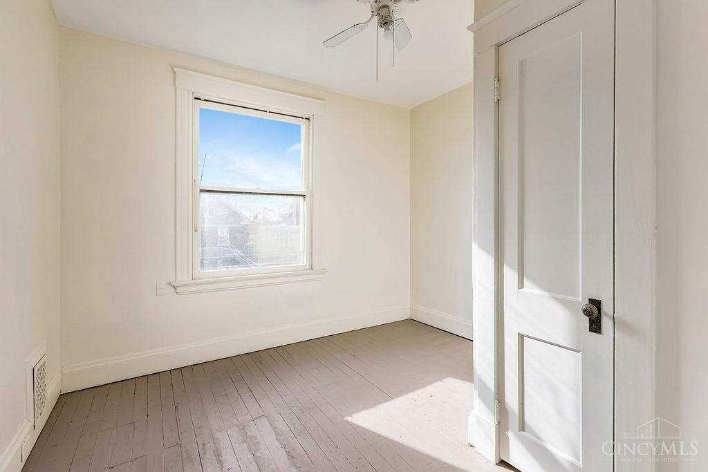 2886 Shaffer Avenue, Cincinnati, OH, 45211 — photo 27