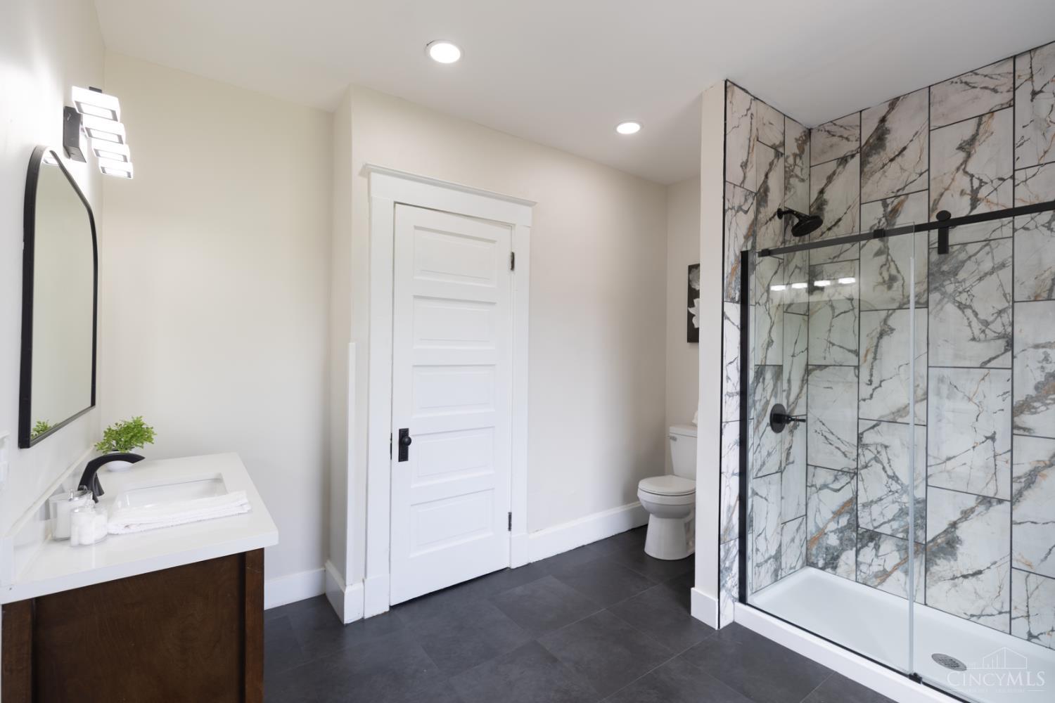 1537 Dixmont Avenue, Cincinnati, OH, 45207 — photo 12