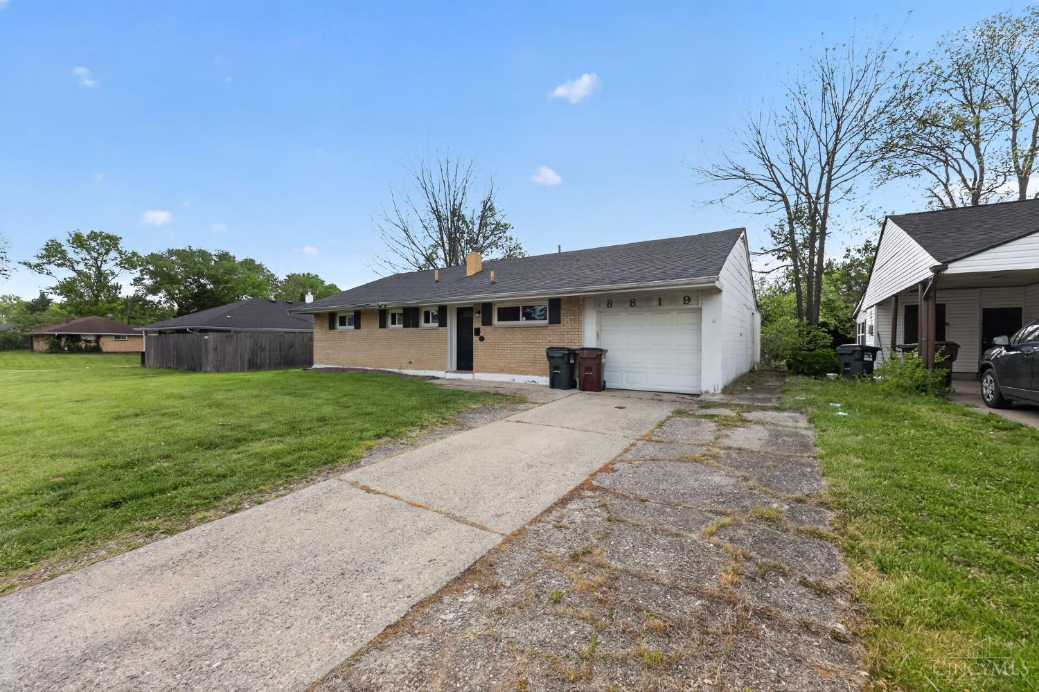 8819 Grenada Drive, Springfield Twp., OH, 45231 — photo 2
