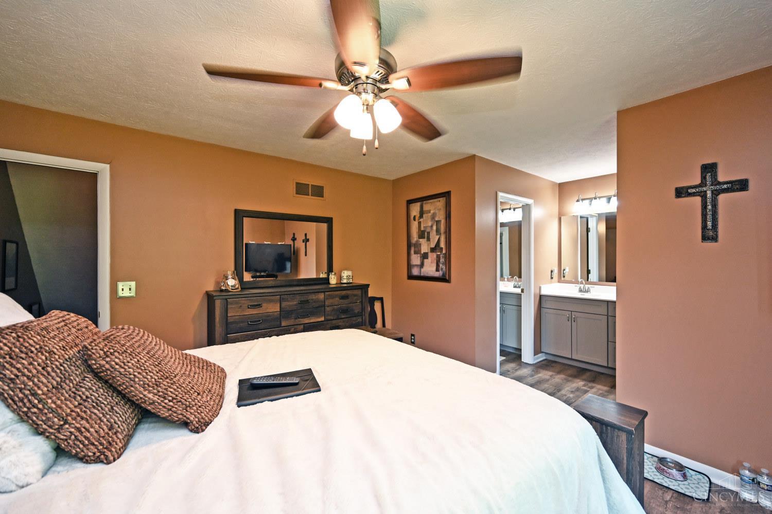 1056 Crisfield Drive, Union Twp, OH, 45245 — photo 22