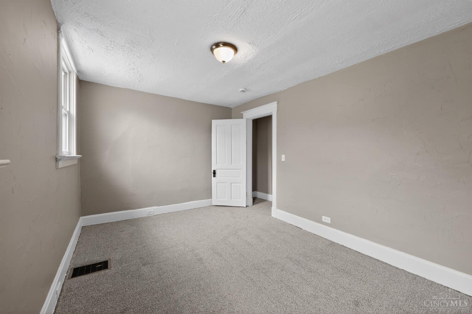 4938 Plainville Road, Cincinnati, OH, 45227 — photo 7