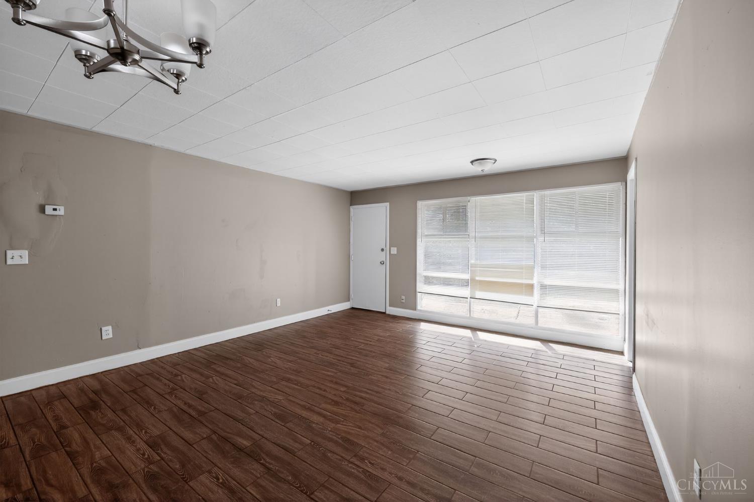 8819 Grenada Drive, Springfield Twp., OH, 45231 — photo 13