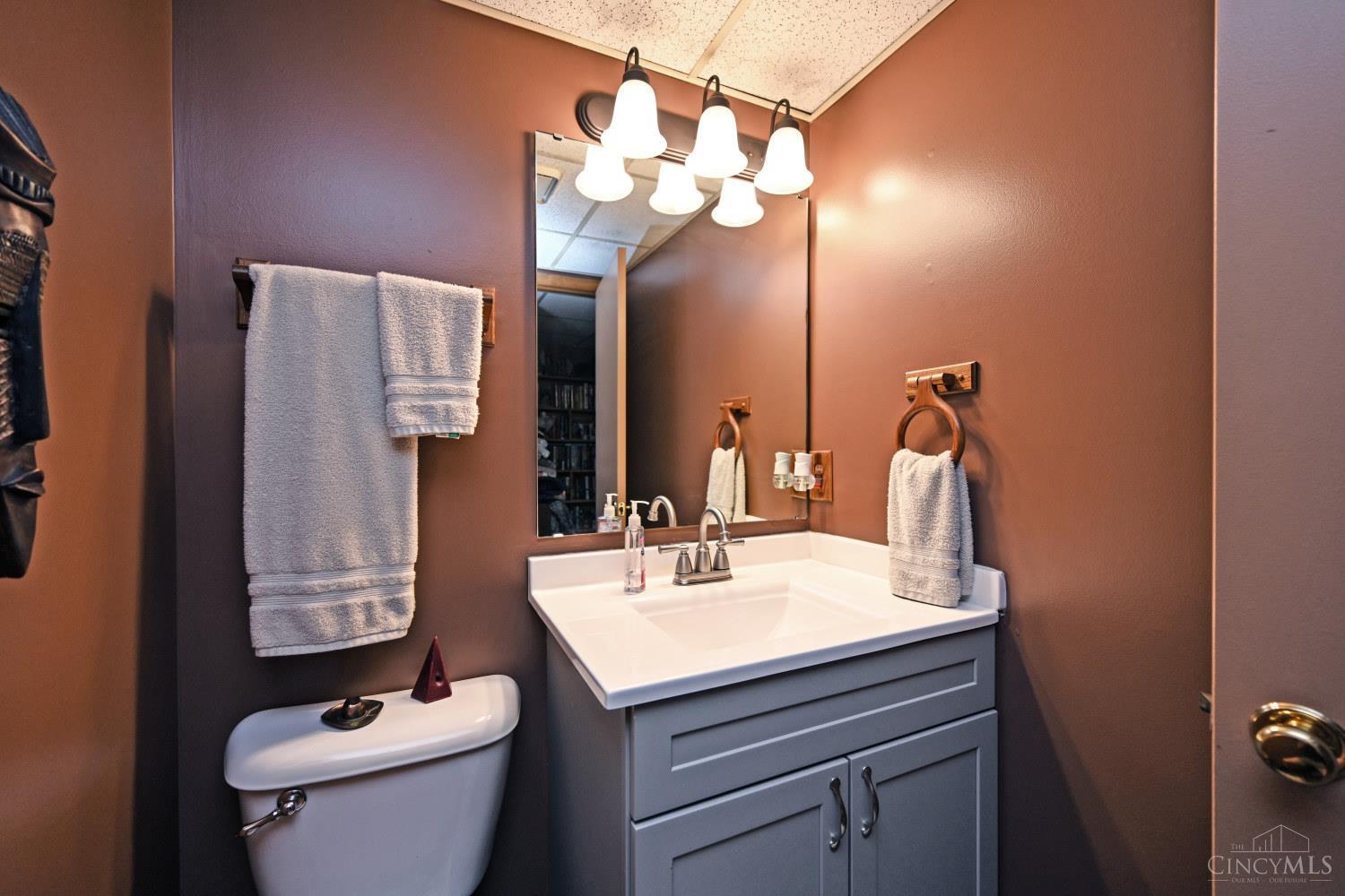 1056 Crisfield Drive, Union Twp, OH, 45245 — photo 38
