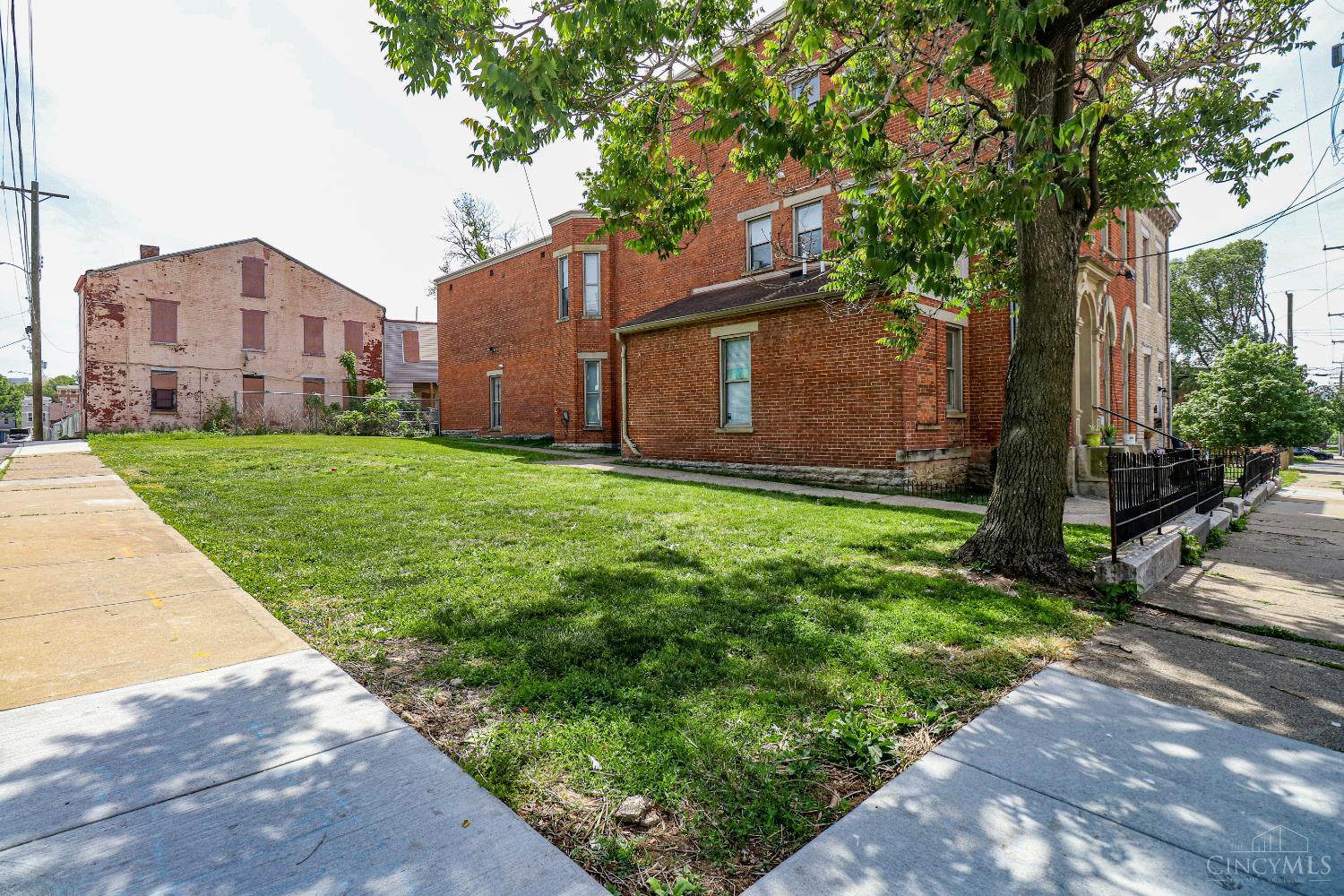 1816 Baymiller Street, Cincinnati, OH, 45214 — photo 2