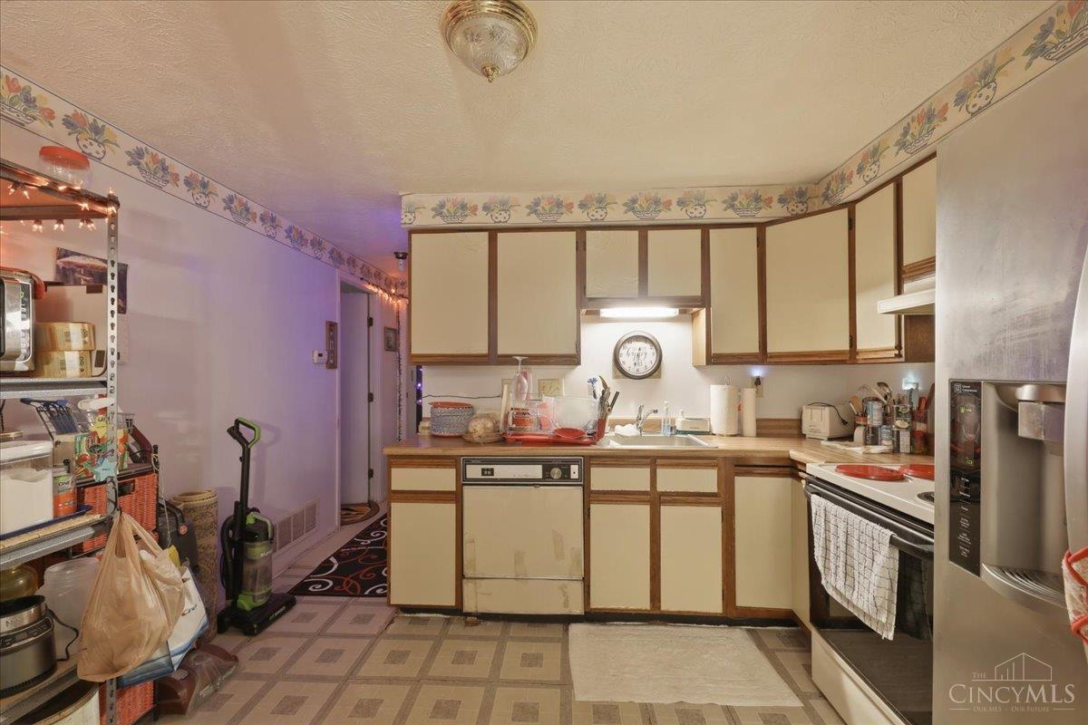 2435 Montana Avenue #11, Cincinnati, OH, 45211 — photo 10