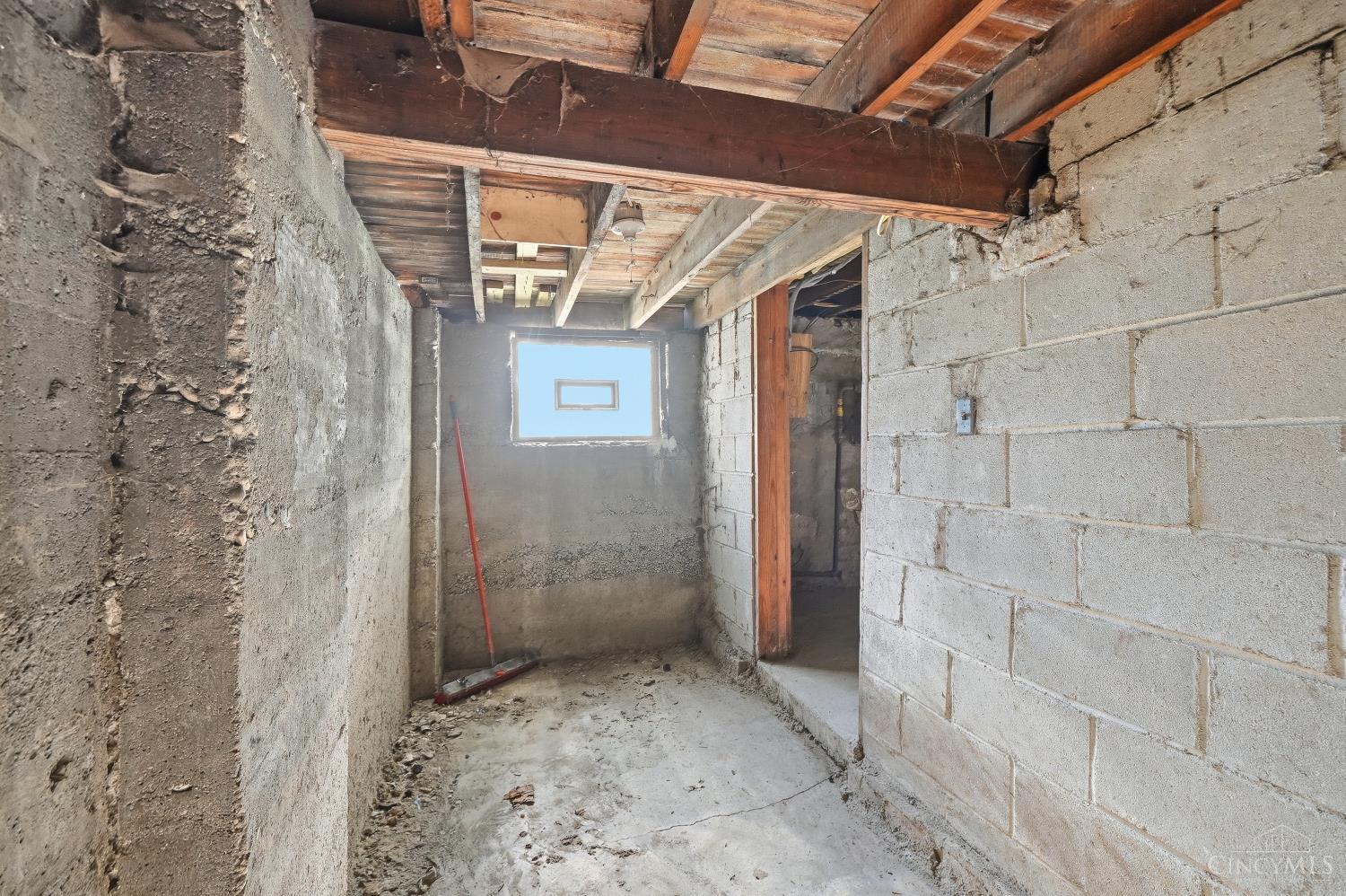 1743 Baltimore Avenue, Cincinnati, OH, 45225 — photo 32
