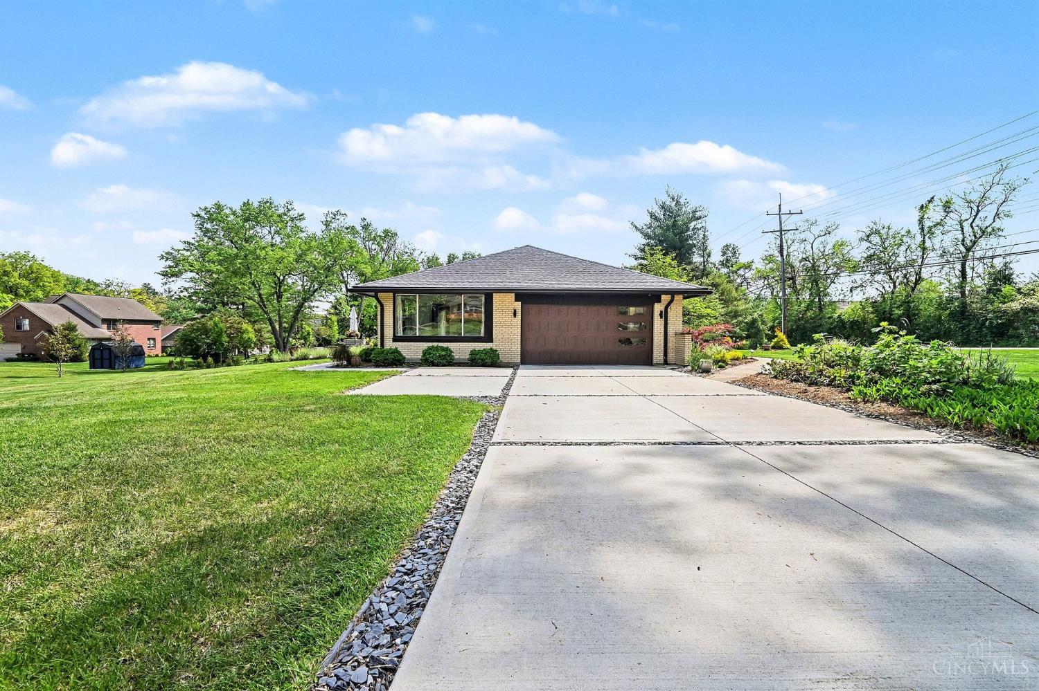 8130 Hopewell Road, Montgomery, OH, 45242