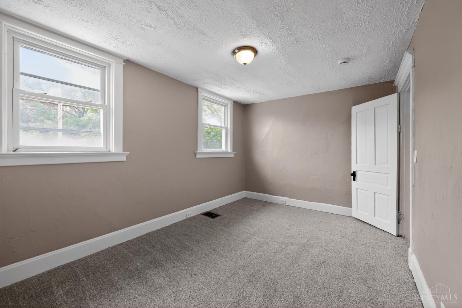 4938 Plainville Road, Cincinnati, OH, 45227 — photo 15
